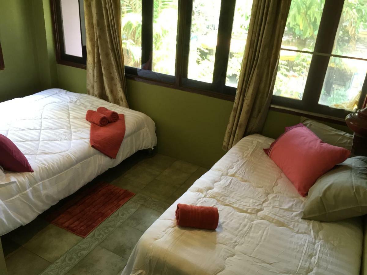 Rumah tetamu Shanti 2*