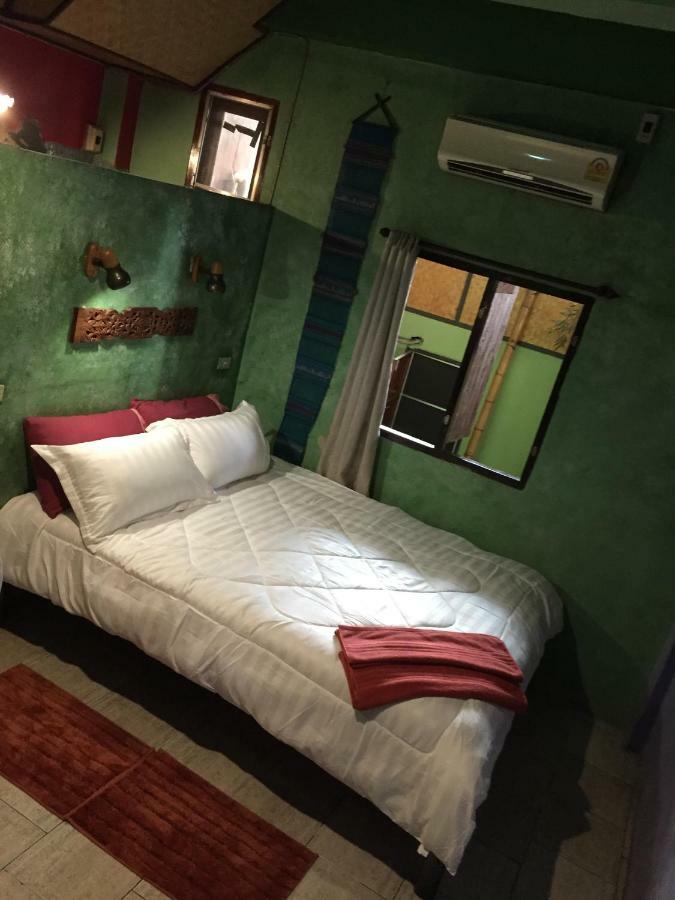 Rumah tetamu Shanti 2*